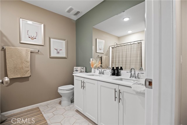 13002 Woodhill st, Victorville CA: https://media.crmls.org/medias/e83409b3-db2a-4098-a6d0-10e810b0eb96.jpg
