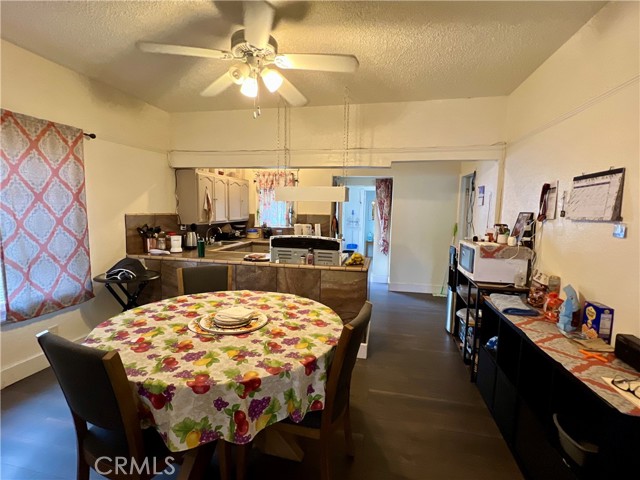 Detail Gallery Image 8 of 28 For 5852 S Olive St, Los Angeles,  CA 90003 - 4 Beds | 3 Baths