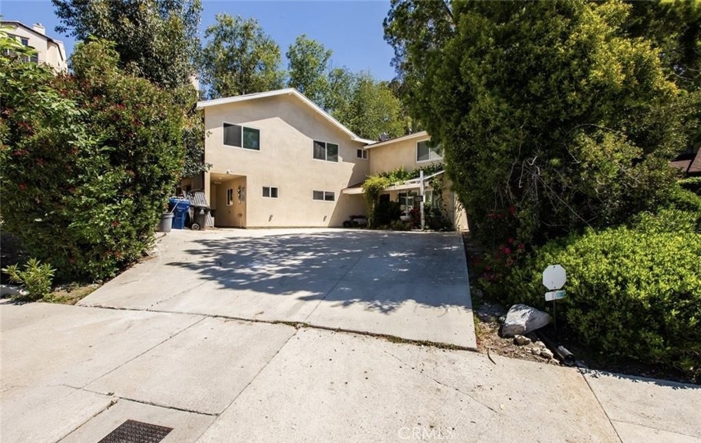 5636 Farralone Avenue