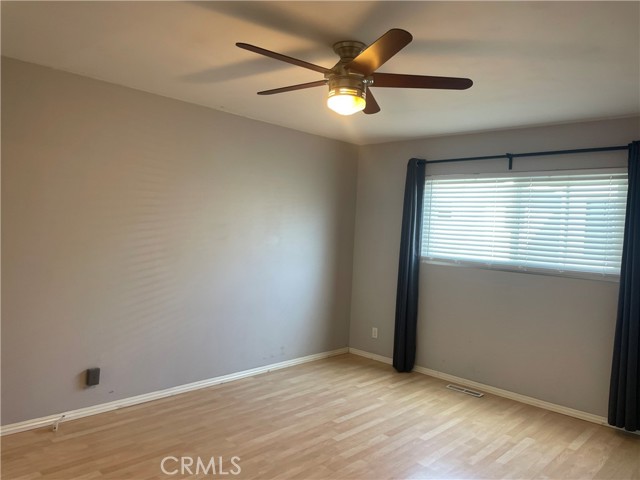 514 .5B Marigold Ave, Corona del Mar CA: https://media.crmls.org/medias/e8348bfe-8d65-4578-a660-ec50e39c7264.jpg