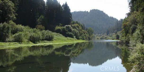 21455 Delta Way, Monte Rio CA: https://media.crmls.org/medias/e834cc65-0a6b-433b-86ea-9e46c2f6b330.jpg