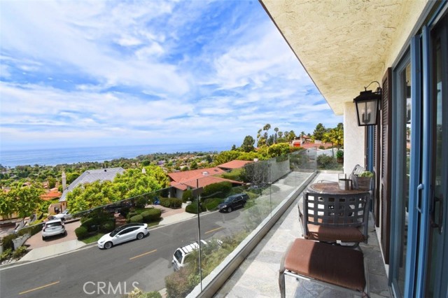 2512 Via Olivera, Palos Verdes Estates, California 90274, 4 Bedrooms Bedrooms, ,3 BathroomsBathrooms,Residential,Sold,Via Olivera,PV21269074