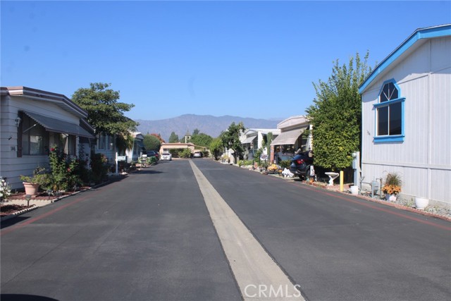 Detail Gallery Image 9 of 11 For 1630 S Barranca, Glendora,  CA 91740 - 2 Beds | 2 Baths