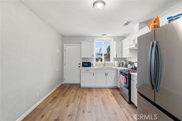 Detail Gallery Image 12 of 22 For 4530 E Mckenzie, Fresno,  CA 93702 - 2 Beds | 1 Baths