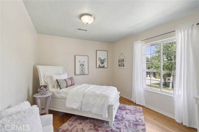 5347 Hinton Avenue, Woodland Hills CA: https://media.crmls.org/medias/e836afb5-62c6-4fef-9d4b-63c0a836ad5a.jpg
