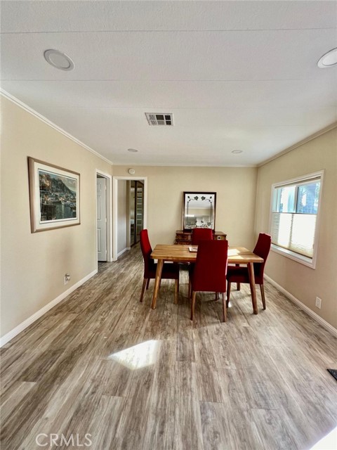 Image 15 of 45 For 215 Clearlake Circle 215