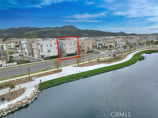 6 Crown Point Drive, Rancho Mission Viejo CA: https://media.crmls.org/medias/e837db52-5dd5-46dc-ac04-296bfe87bc5d.jpg