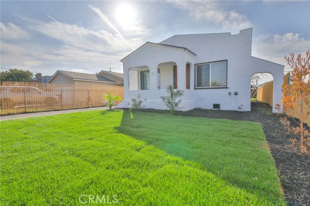 Detail Gallery Image 6 of 41 For 946 E 104th, Los Angeles,  CA 90002 - 3 Beds | 2 Baths