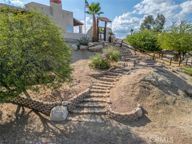 Detail Gallery Image 14 of 62 For 57045 Plaza Del Amigo, Yucca Valley,  CA 92284 - 3 Beds | 3/1 Baths
