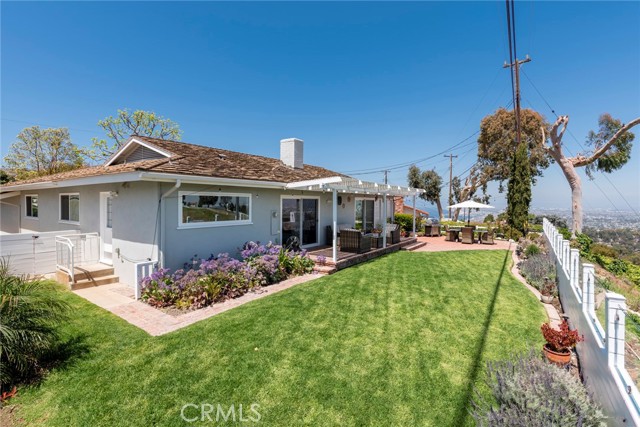 26206 Grayslake Road, Rancho Palos Verdes, California 90275, 4 Bedrooms Bedrooms, ,2 BathroomsBathrooms,Residential,Sold,Grayslake,SB22078897