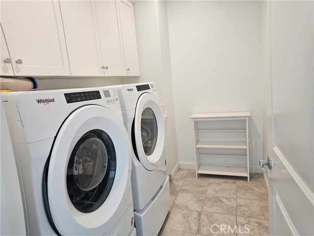 20841 W Acorn Circle, Porter Ranch CA: https://media.crmls.org/medias/e83aefd7-3042-4762-9db1-2489c77d7886.jpg