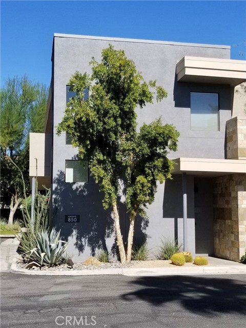 Detail Gallery Image 14 of 16 For 850 E Palm Canyon Dr #203,  Palm Springs,  CA 92264 - 2 Beds | 2 Baths