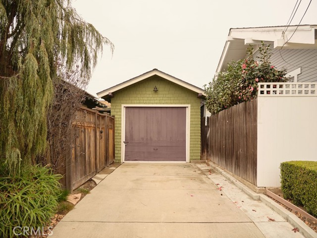 Image 4 of 67 For 516 Orizaba Avenue