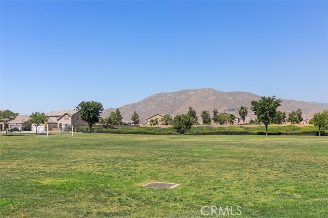 Detail Gallery Image 11 of 11 For 2914 Coffeeberry Way, San Jacinto,  CA 92582 - 5 Beds | 4 Baths