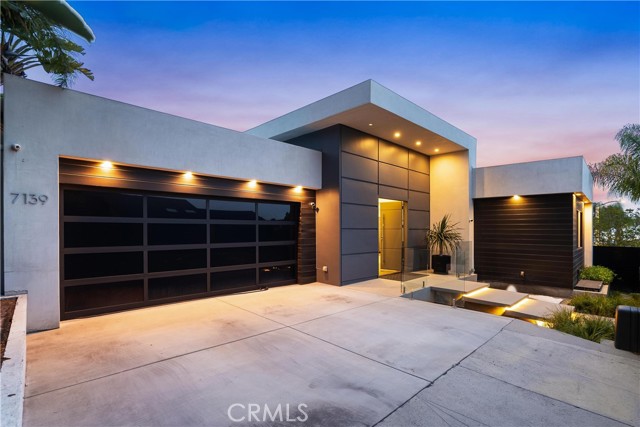 7139 Macapa Drive, Los Angeles CA: https://media.crmls.org/medias/e83dc5d4-b2be-4887-a241-9494cf4e9703.jpg