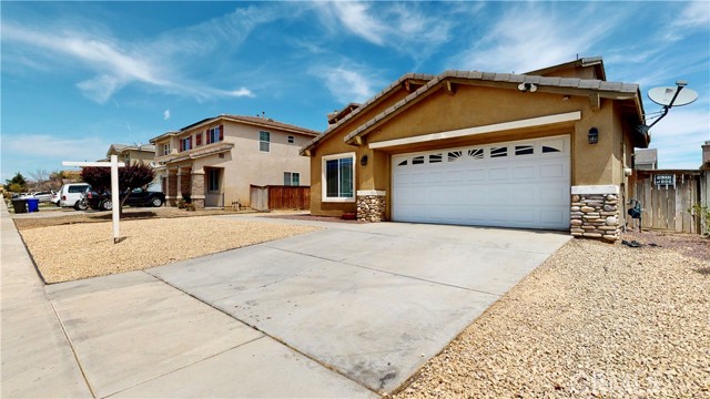 Image 2 for 13878 Misty Path, Victorville, CA 92392