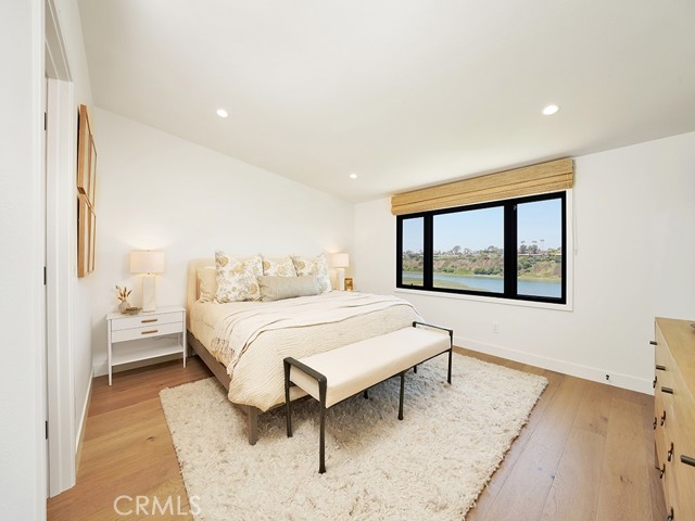 Detail Gallery Image 18 of 30 For 305 Avenida Cerritos, Newport Beach,  CA 92660 - 3 Beds | 2/1 Baths