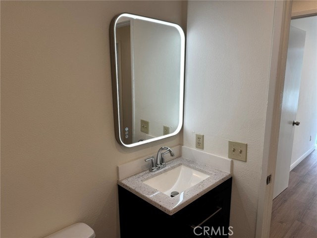 Detail Gallery Image 21 of 47 For 700 W 3rd, Santa Ana,  CA 92701 - 2 Beds | 2 Baths