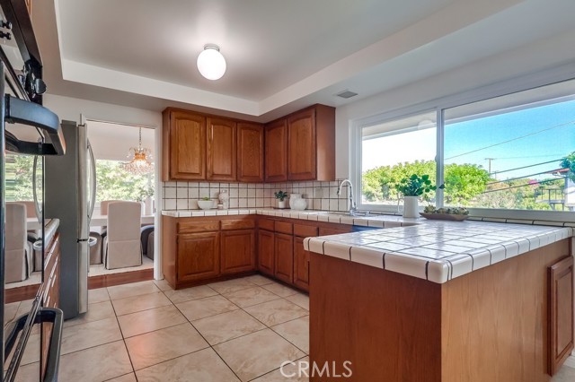 6609 Via Canada, Rancho Palos Verdes CA: https://media.crmls.org/medias/e843788c-9652-4a3d-b578-6e60af878957.jpg
