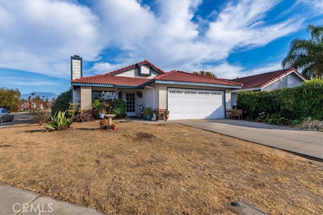 Detail Gallery Image 2 of 33 For 490 Stockholm Ct, Hemet,  CA 92545 - 3 Beds | 2 Baths