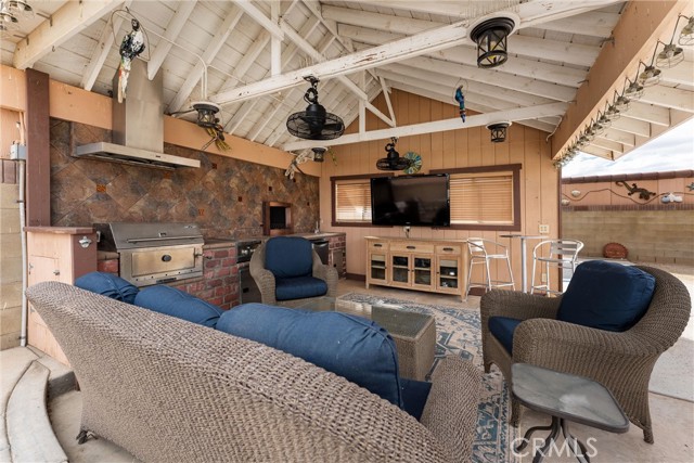 8212 E Avenue H, Lancaster CA: https://media.crmls.org/medias/e8446ef5-ee7a-4677-bb6e-664b7ee82d85.jpg