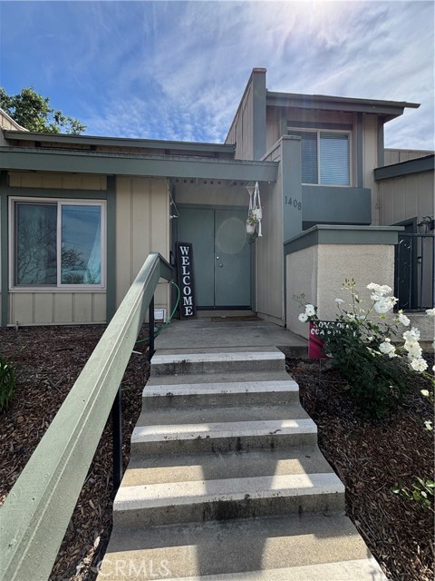 Detail Gallery Image 2 of 31 For 1408 via Del Rio, Corona,  CA 92882 - 3 Beds | 1/1 Baths