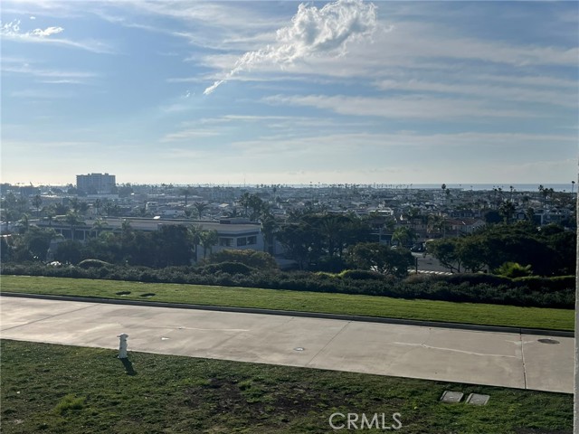 Detail Gallery Image 49 of 69 For 230 Lille Lane 212, Newport Beach,  CA 92663 - 2 Beds | 2 Baths