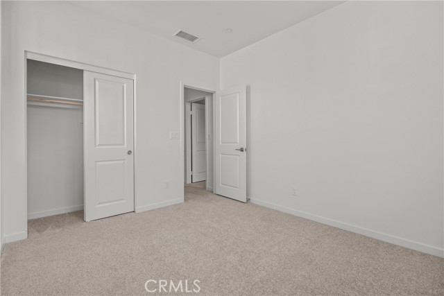 Detail Gallery Image 12 of 31 For 15907 Blue Copper Way, Fontana,  CA 92336 - 4 Beds | 2/1 Baths