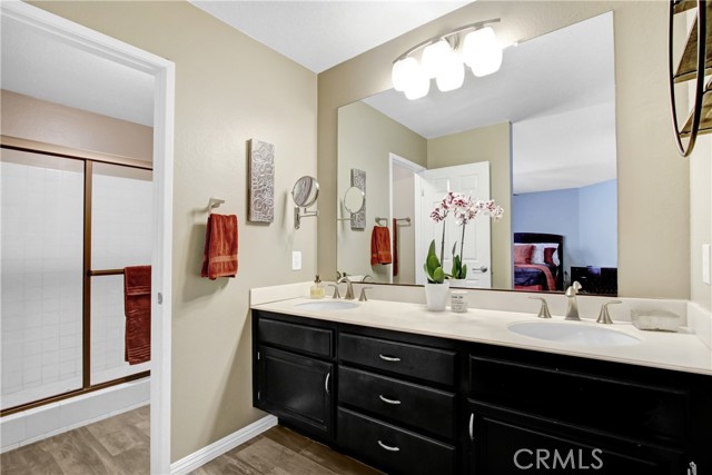 Image 22 of 32 For 5840 Fairlane Drive