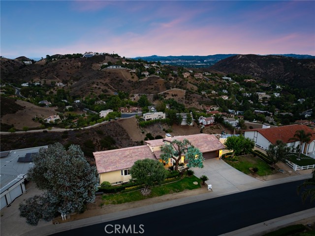 34 sage, Bell Canyon CA: https://media.crmls.org/medias/e846d4fe-b0ed-4c49-8cf7-2784aff11dc3.jpg