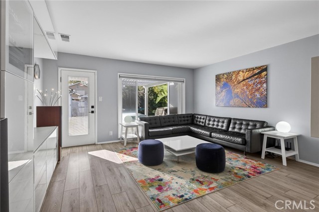 Detail Gallery Image 6 of 44 For 3509 Volk, Long Beach,  CA 90808 - 3 Beds | 1/1 Baths