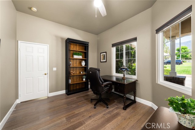 12693 Ridgecrest Drive, Rancho Cucamonga CA: https://media.crmls.org/medias/e8473376-8689-4dfb-8371-0ccd52a0861b.jpg
