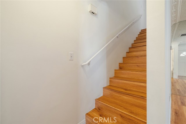 Detail Gallery Image 11 of 31 For 17045 Roscoe #14,  Northridge,  CA 91325 - 2 Beds | 1/1 Baths