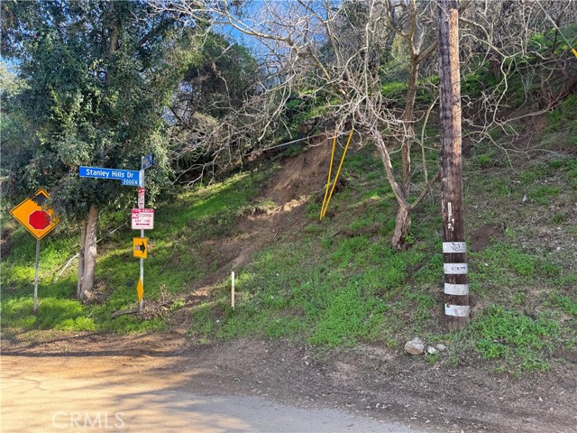 Photo of 8500 Appian Way, Hollywood Hills, CA 90064