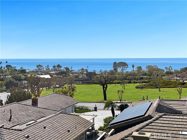 Detail Gallery Image 10 of 26 For 22882 via Cordova, Dana Point,  CA 92629 - 4 Beds | 3/1 Baths
