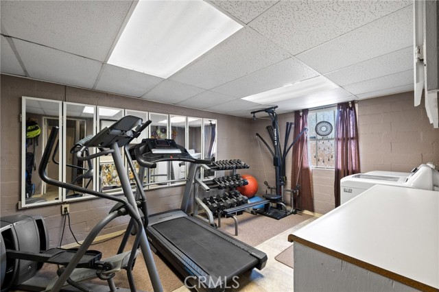 Detail Gallery Image 35 of 49 For 3010 Elmwood Ave, Bakersfield,  CA 93305 - 4 Beds | 2 Baths