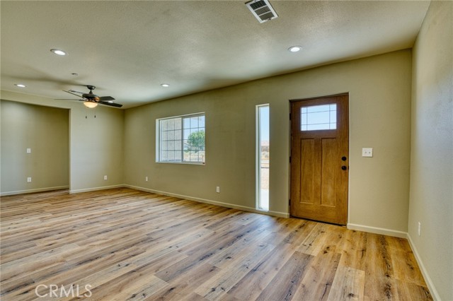 Detail Gallery Image 4 of 19 For 19848 Taylor St, California City,  CA 93505 - 4 Beds | 2 Baths