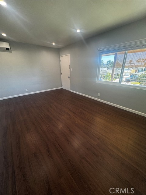 Detail Gallery Image 4 of 17 For 1357 Orange Grove Ave a,  Glendale,  CA 91205 - 2 Beds | 1 Baths