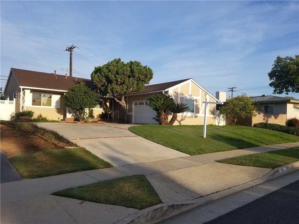 13411 Biola Ave, La Mirada, CA 90638