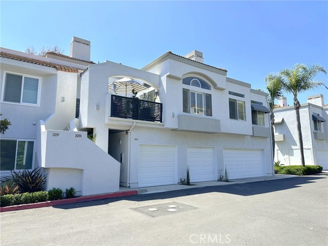 28297 Via Luis, Laguna Niguel CA: https://media.crmls.org/medias/e84bea5f-4410-4098-bc99-dc5e9b50ddd1.jpg