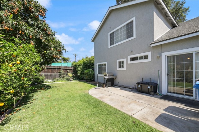 251 E Center Street, Covina CA: https://media.crmls.org/medias/e84ce557-b39b-45dd-b790-0fdcbed5ed04.jpg