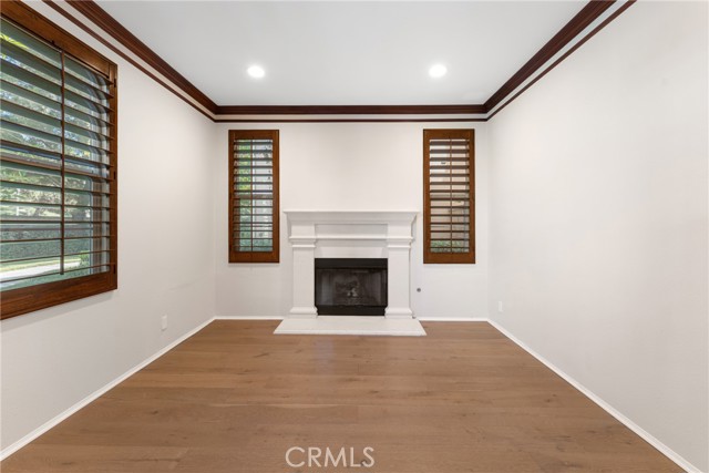 MLS #OC25229086 image #13