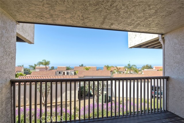 Detail Gallery Image 19 of 36 For 912 Caminito Madrigal #I,  Carlsbad,  CA 92011 - 2 Beds | 2 Baths