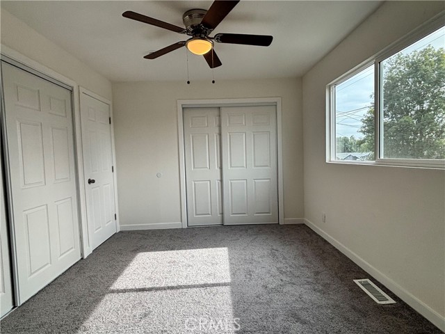 Detail Gallery Image 19 of 31 For 1705 E 111th Pl, Los Angeles,  CA 90059 - 3 Beds | 2 Baths