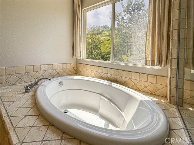 Detail Gallery Image 33 of 42 For 25012 Southern Oaks Dr, Stevenson Ranch,  CA 91381 - 4 Beds | 3 Baths