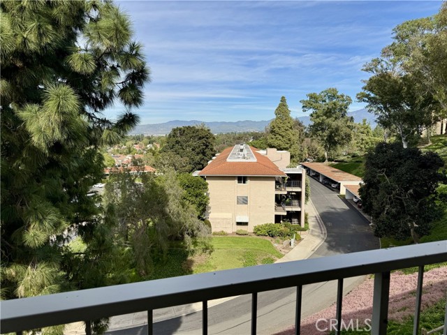5369 Algarrobo, Laguna Woods CA: https://media.crmls.org/medias/e850c1c8-0778-48fd-b556-58c47f4e4459.jpg