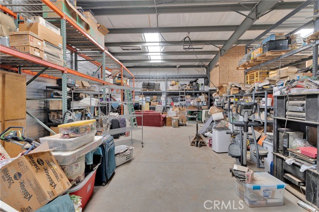 Detail Gallery Image 13 of 40 For 10328 El Centro, Oak Hills,  CA 92344 - 5 Beds | 4 Baths