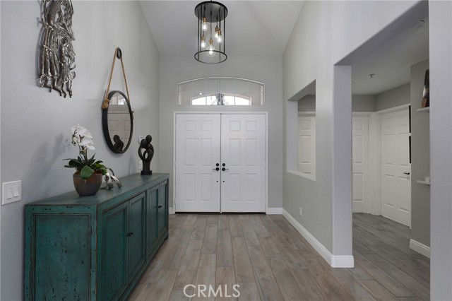 24632 Stagg Street photo 4