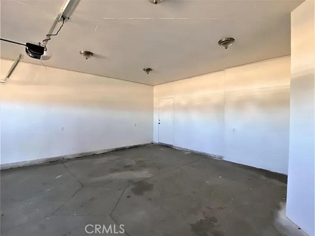 7666 Poppy Boulevard, California City CA: https://media.crmls.org/medias/e851c6cc-8313-4f31-abc9-65faea318e7b.jpg