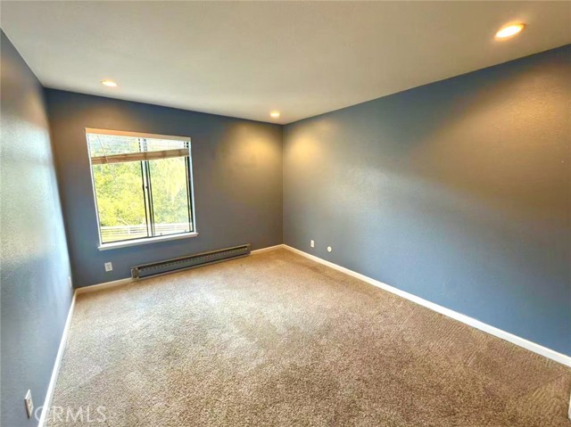 Detail Gallery Image 9 of 34 For 2308 Golden Oaks Ln, Monterey,  CA 93940 - 2 Beds | 1 Baths